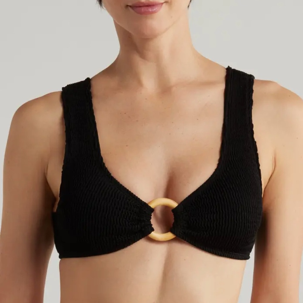 Cleonie Oceania Bikini Top